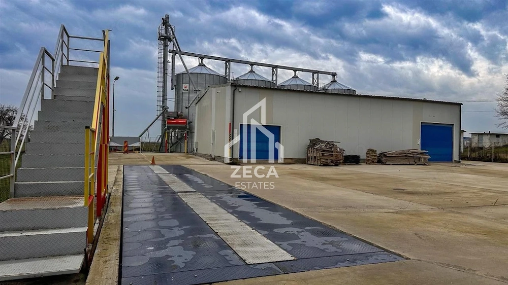 Siloz cu 880 tone capacitate totala (4 celule) si 1650mp teren
