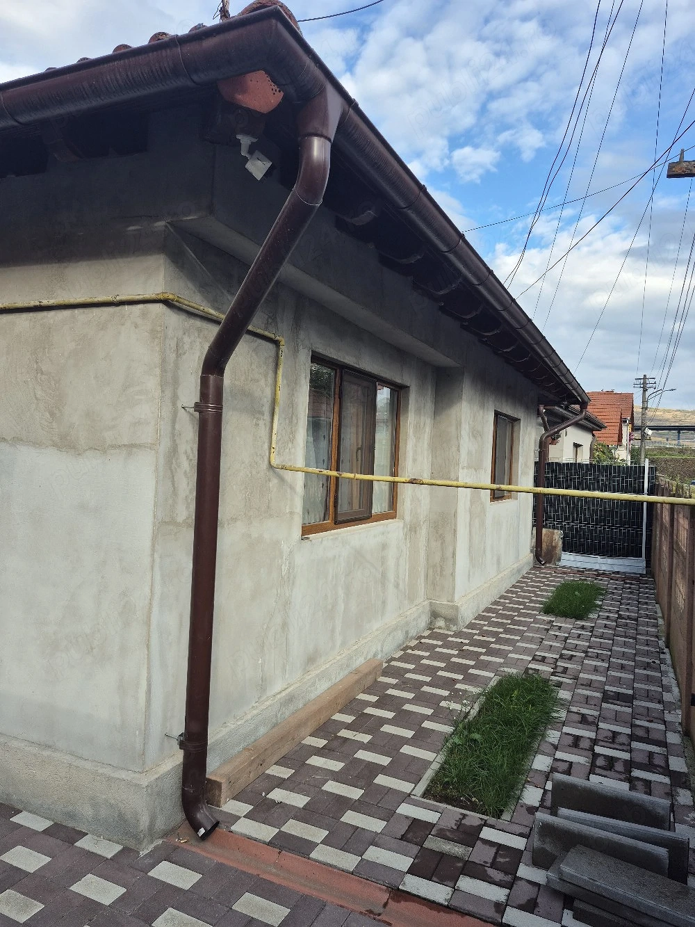 vând casă 100 mp  in blaj