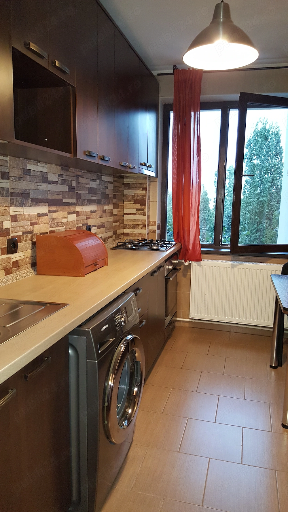 Ofer spre inchiriere apartament 2 camere,decomandat,sector 3 Bucuresti.