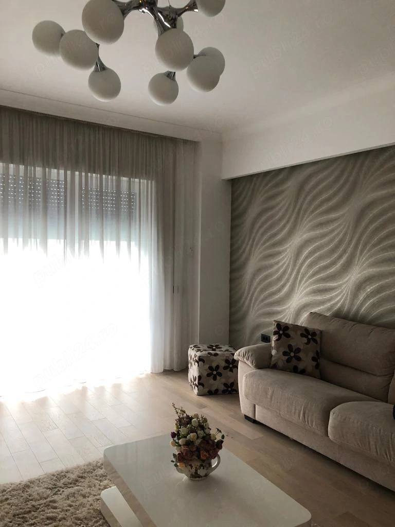Inchiriez apartament 3 cam, ultracentral, Pitesti, bloc nou, cu garaj