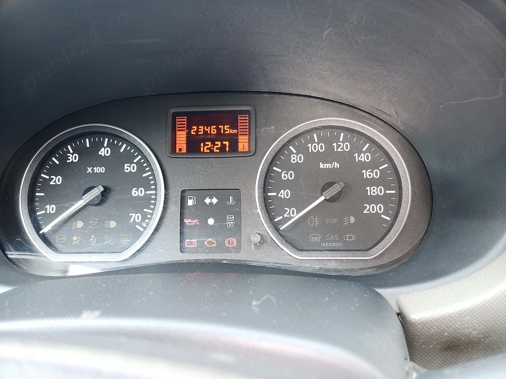 Dacia Sandero 1,5 dci. Unic proprietar in Romania, doamna din acte 
