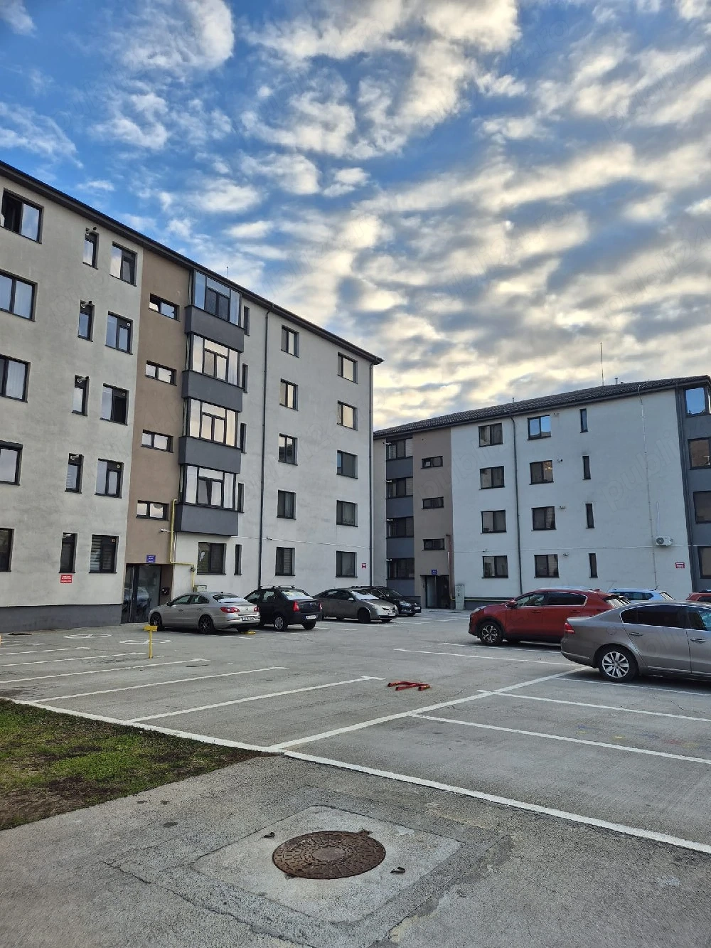 2 camere, 58 mp utili, cu loc de parcare propriu