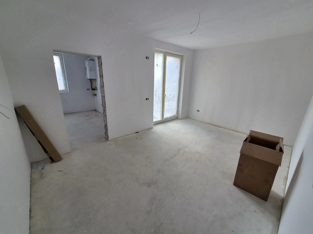 Apartament 2 camere. Etaj 3. Bucatarie inchisa. Decomandat. Asfalt.