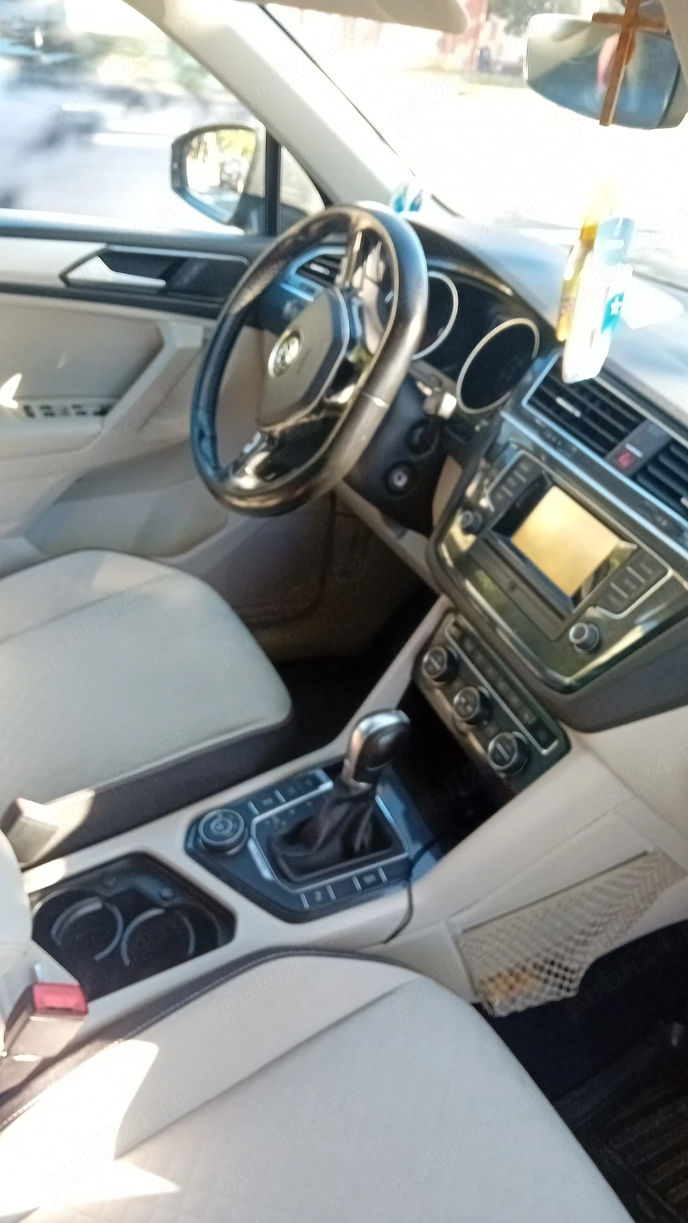 Vând Volkswagen Tiguan 