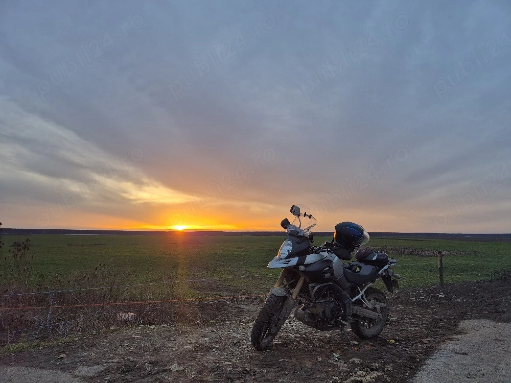 Suzuki V-Strom 1000 ABS | 2015 |  13.000 km | Istoric service | Fără investiții