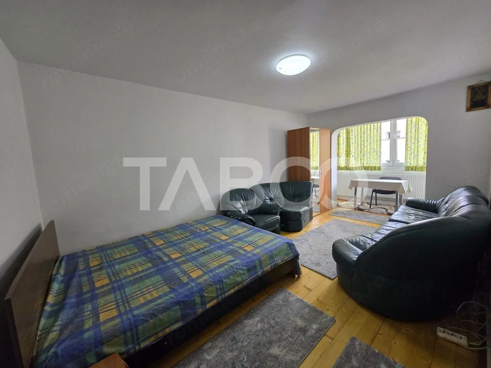 Apartament de inchiriat decomandat 2 dormitoare Vasile Aaron Sibiu