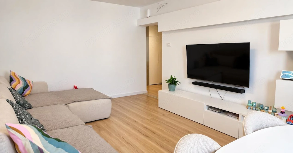Tomis III  |  Apartament 3 camere  |  Renovat 