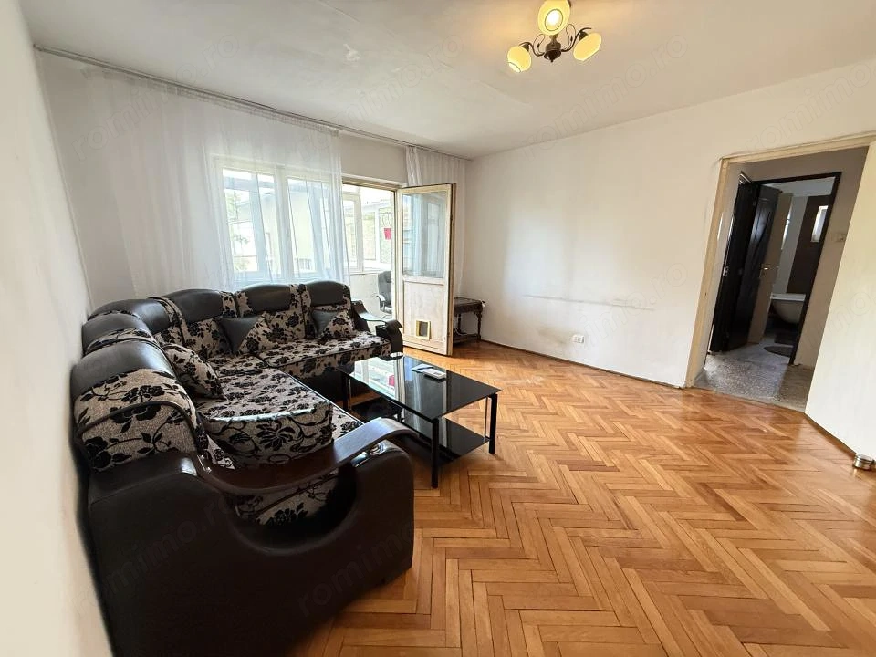 Apartament 2 camere, semidecomandat, 52 mp - Dambovita