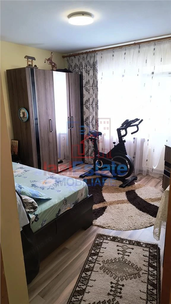 Zona Nicolina Apartament 3 camere
