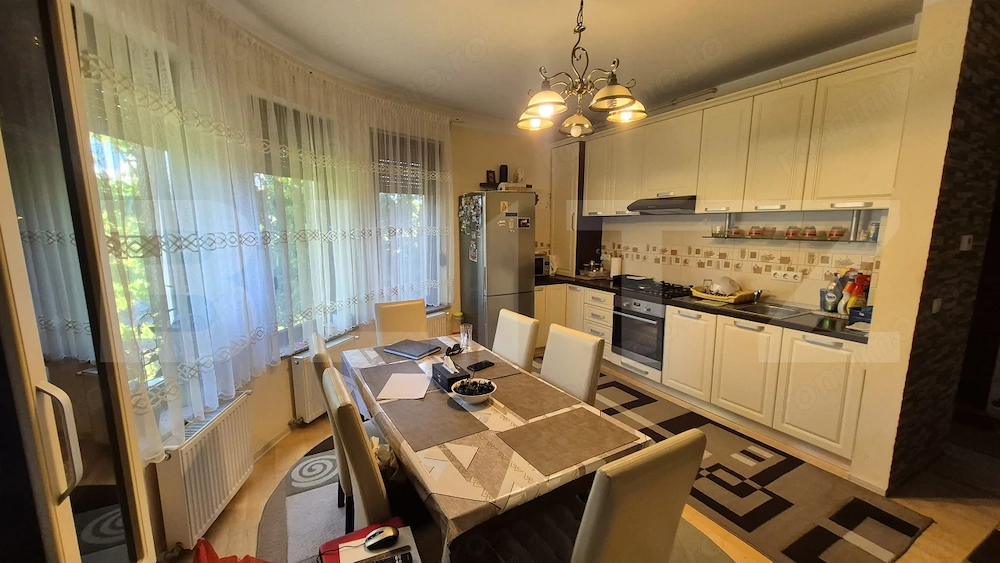 Apartament cu 3 camere de vanzare, 61,42 mp + loc de parcare, Butterfly 2