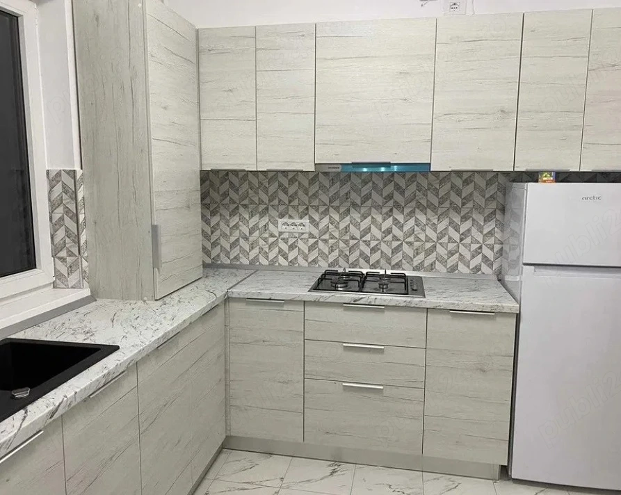 zena centrala in SLATINA chirie apartament decomandat cu 2 camere
