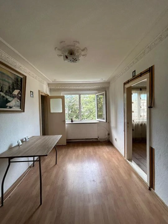 APARTAMENT 2 CAMERE DE VANZARE MICRO 40 ETAJ 3