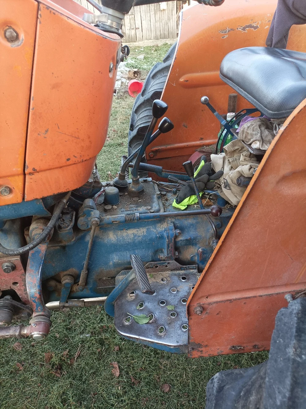 vand tractor fiat 600Dtc