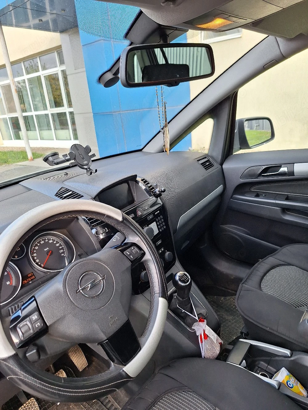 De vânzare Opel Zamfira 1,7cdti 