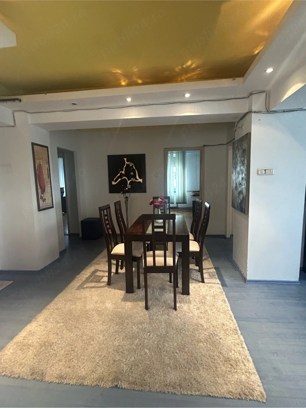 Proprietar inchiriez apartament sens Marasti