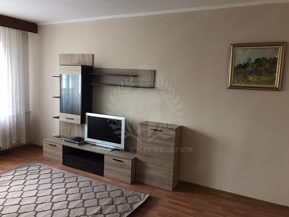 APARTAMENT 3 CAMERE // DECOMANDAT // ZONA PARC MIHAI VITEAZUL