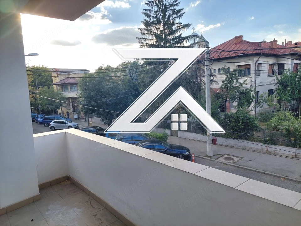 Închiriez spațiu pentru birouri / salon frumusețe / cabinete – Central, Craiova