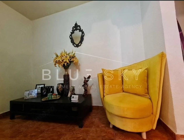 Apartament 3 camere decomandat  zonă Casa de Cultura