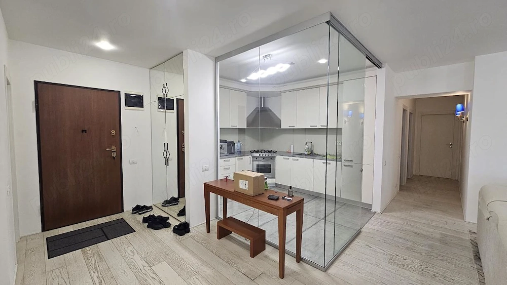 Apartament 4 camere de vanzare langa scoala Americana.