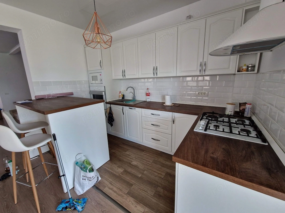 Duplex cu 4 camere 2 bai Mosnita Noua