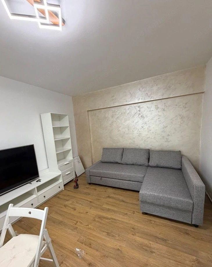 Garsoniera - Universitate, etaj 6, renovată, mobilată și utilată, fără risc