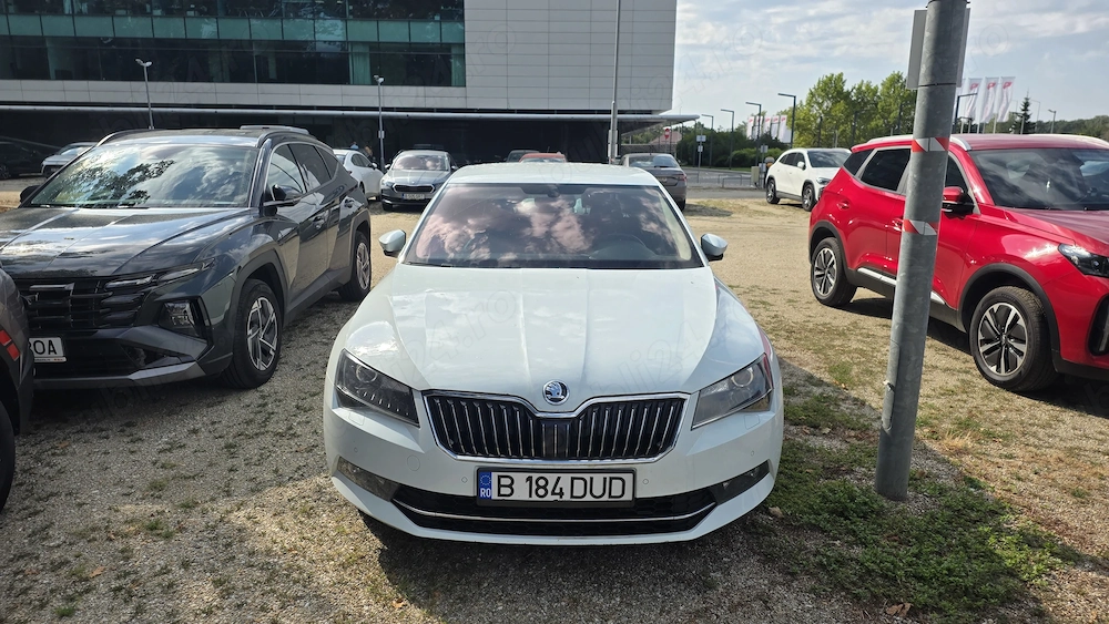 Skoda Superb 2016 L&K