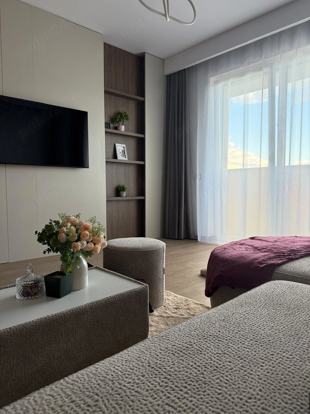 Apartament 2 camere, 45mp, lift, prima inchiriere, zona Eroilor