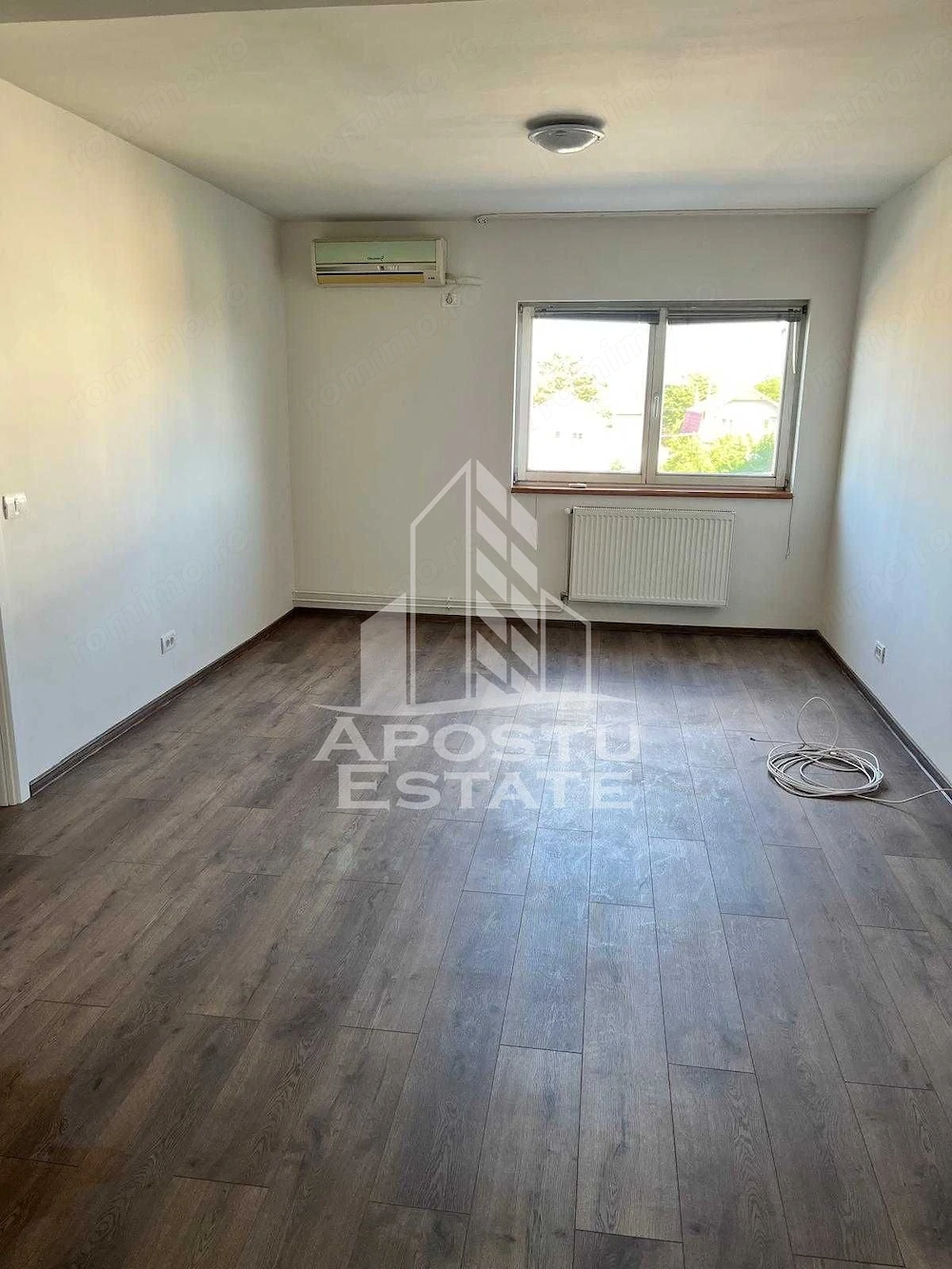 Apartament de vanzare cu 2 camere, etaj 2, zona Girocului