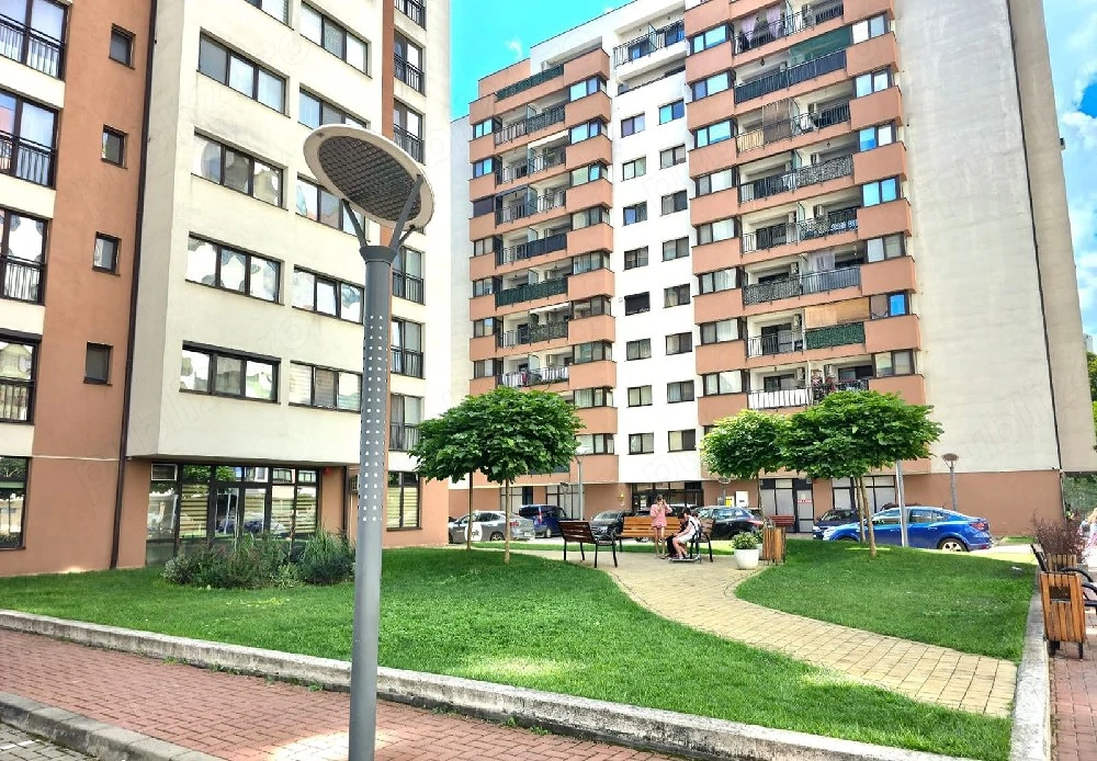 PROPRIETAR | Ap. 3 camere Newton Tătărași | Parcare subterană