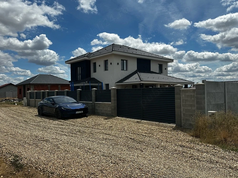 casa de vanzare