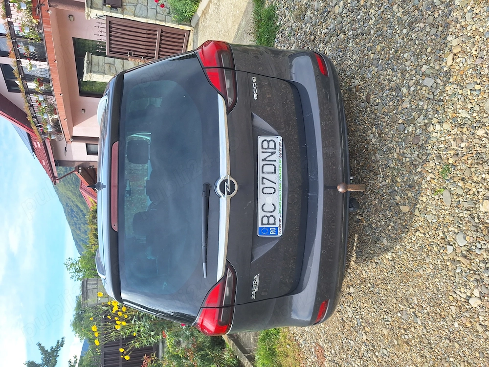 Opel Zafira Tourer 2014