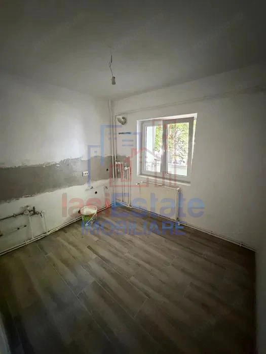 Apartament 3 camere decomandat, 71 mp, etaj 1, CUG - Rond Vechi