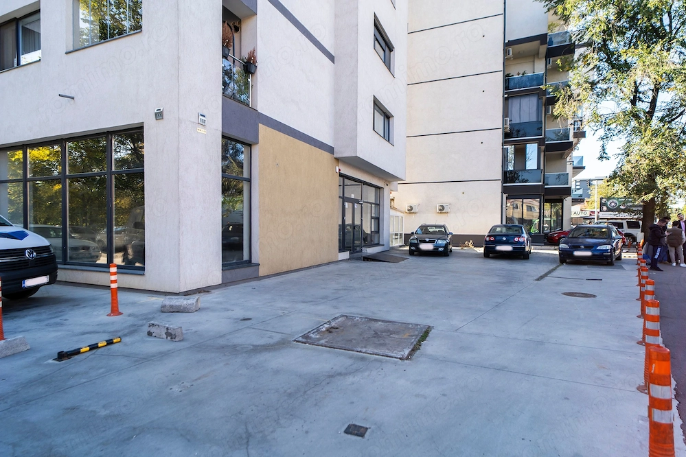 Spatiu Comercial | Militari-Uverturii-Apusului 280mp, vitrina 37 mp,