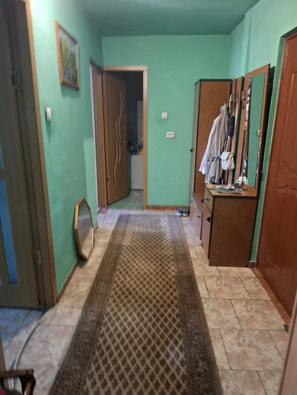 Apartament cu 2 camere,decomandat,spatios,etajul 1 str.nasaudului