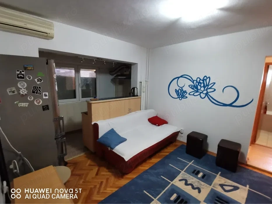 Torontalului,et 7 10,ap 2 camere decomandat, transformat în 2 camere + living și bucătarie,85.000 e