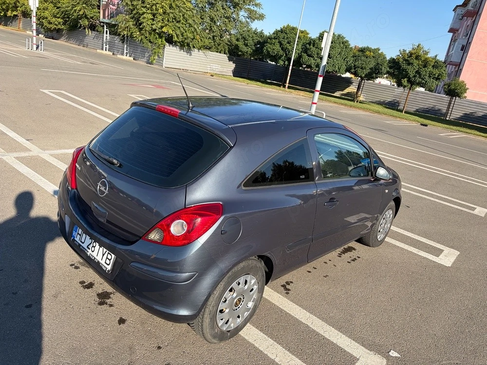 Opel Corsa D 2007 1.0 benzina  volan+scaune incalzite  isofix  clima