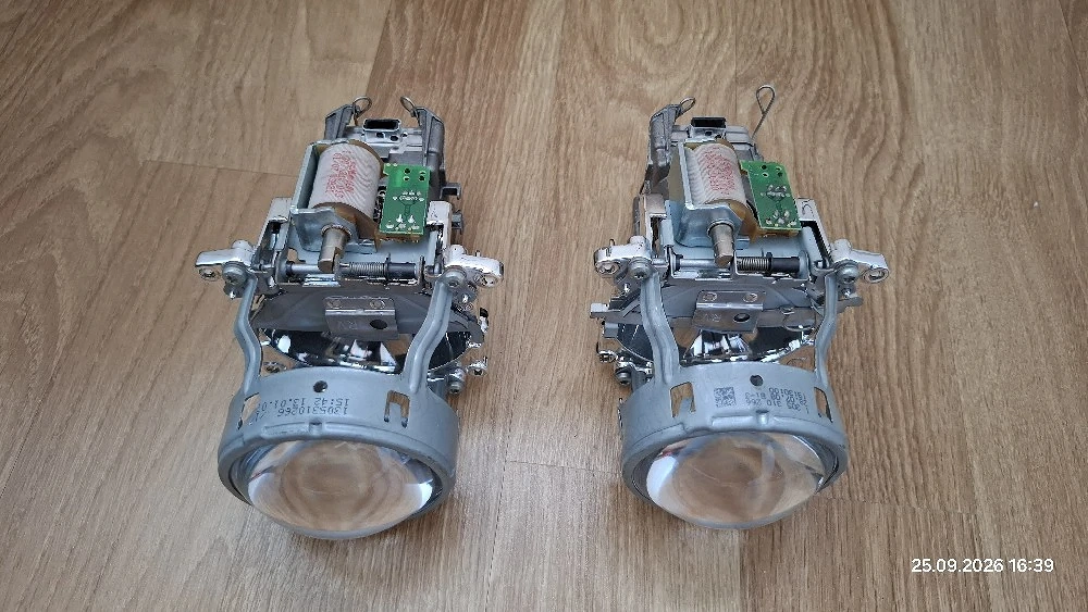 Lupe far Xenon din fabrica S/D, Ceas bord, Racord ulei servo, Debitmetru - Audi A4 b7 2.0 TDI 2008
