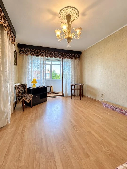APARTAMENT 3 CAMERE DE VANZARE MICRO 39