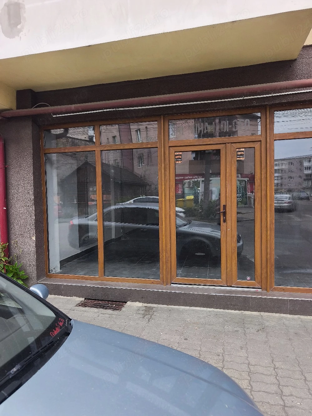 De închiriat: Două spații comerciale   de birouri în Lugoj   Toate utilitățile incluse