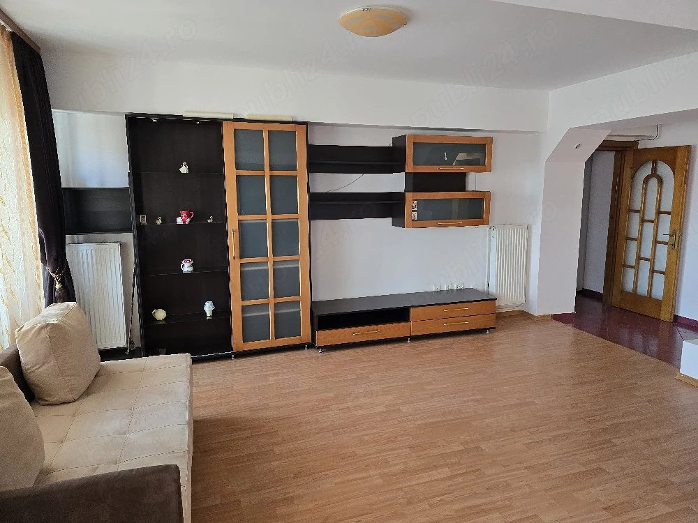 Apartament 4 camere Odobesti