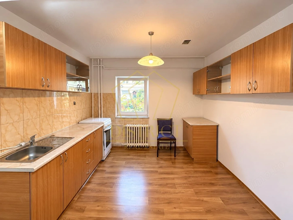 Apartament spatios cu 2 camere | Soarelui | Parc Sudului