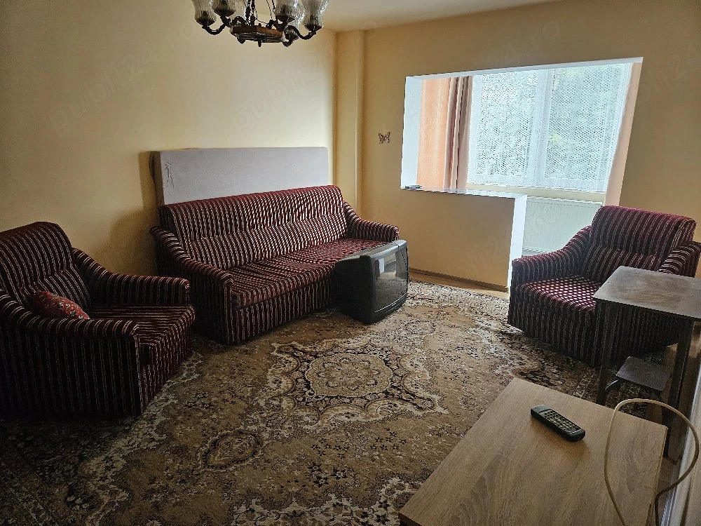 inchiriez apartament 2 camere
