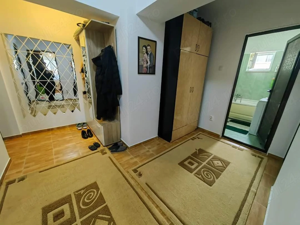 Inchiriere apartament 3 camere, in Tatarasi