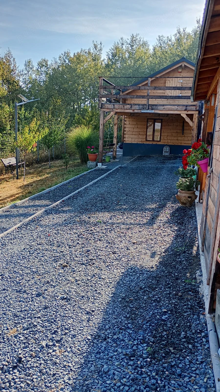 Vând sau schimb cu apartament in Giroc casă la Lacul Surduc 