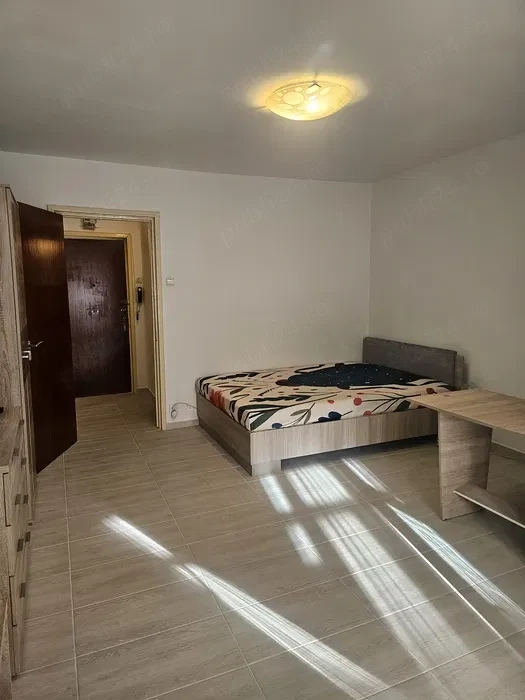 garsoniera titan-metrou 1 minut-stradal