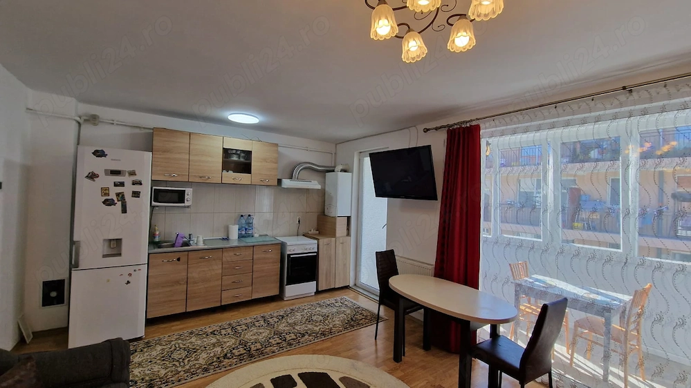 Închiriez apartament cu două camere în Florești