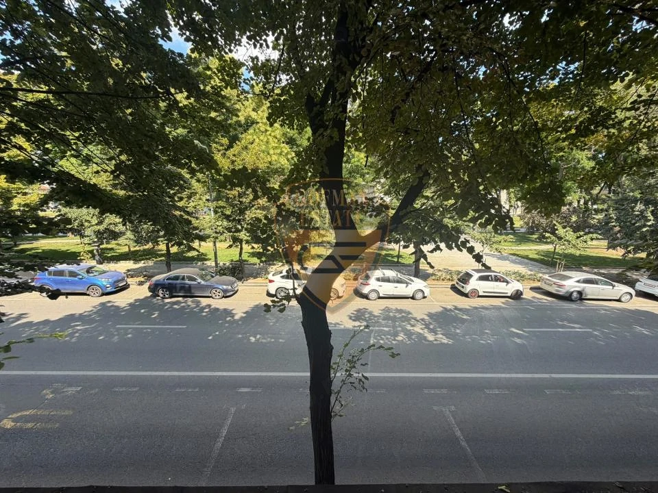 Apartament 3 camere | Central – Bd. Tomis | Vizavi de Parcul Oleg Danovski