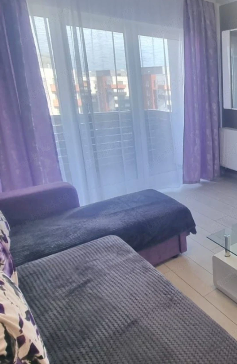 Închiriez apartament în regim hotelier micro6 