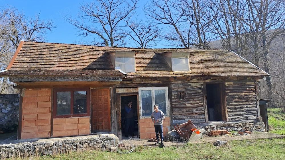 De vanzare, Casa cu teren