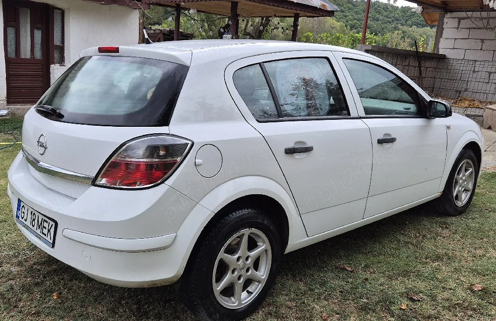 Vând opel astra H